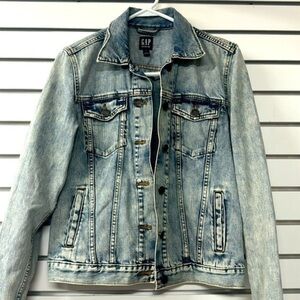 GAP denim Jean jacket light acid wash women’s size‎ small